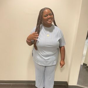 Meet your Posher, Charmaine